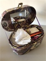 Vintage Floral Makeup Case