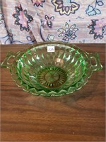 AWESOME GREEN DEPRESSION GLASS BOWL - 9 INCHES