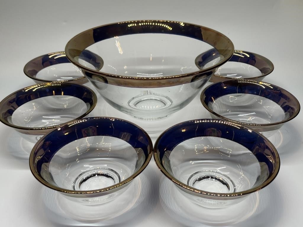 (7)  Crystal Gold-Rimmed Berry Bowl Set