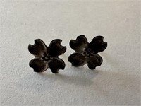 STERLING SILVER FLORAL EARRINGS