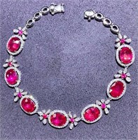 10.7ct Mozambique Ruby 18Kt Gold Bracelet