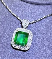 5.4ct Zambian Emerald 18Kt Gold Pendant