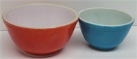 (2) Pyrex Primary Nesting Mixing Bowls Red Blue