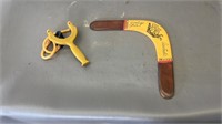 Boomerang and slingshot