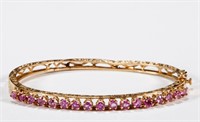 VINTAGE 14K GOLD AND PINK SAPPHIRE LADY'S