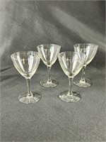 Set Of 4 Wine Glasses