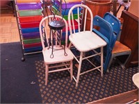 Six children's chairs: three vintage including