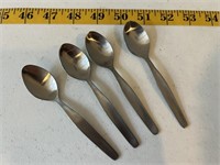 4 Spoons