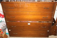 4 DRAWER DRESSER WITH CONTENTS CONTENTS ARE SMALL