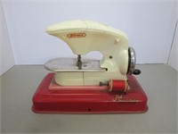 Straco Jet Sew-o-Matic Metal & Plastic Toy Sewing.