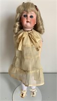 15" Heubach Koppelsdorf 250/5/0 stick body doll