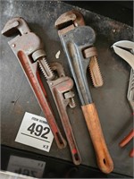 Pipe wrenches (3)