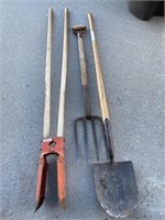 Post hole digger/potato fork/spade