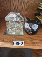 Figurines/Home Decor (garage)