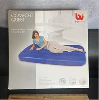 AIR MATTRESS-APPEARS TO BE NEW