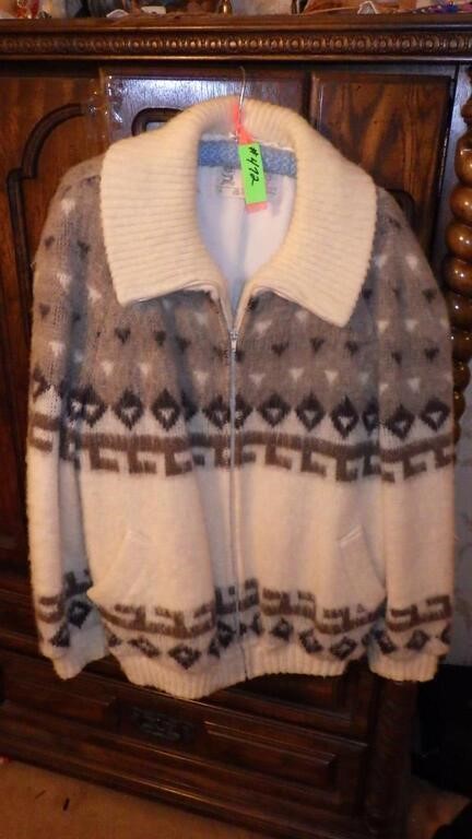 VINTAGE HILDA LTD. LINED WOOL SWEATER  XL