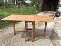 Handmade Gateleg table
