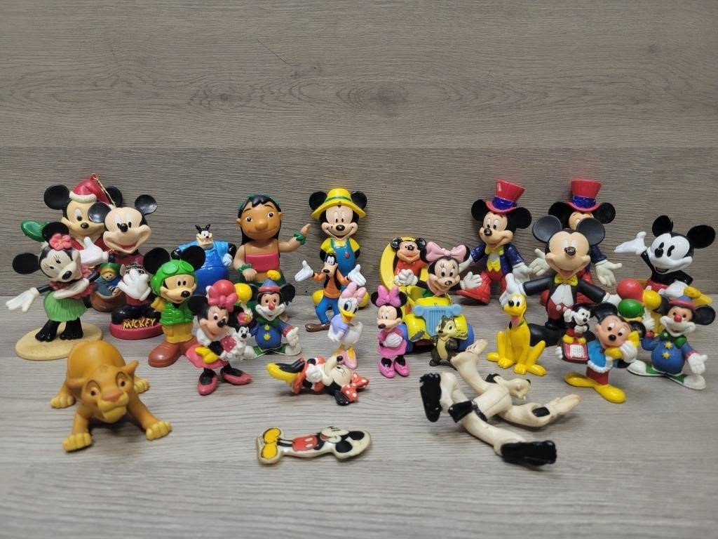 Mickey Minnie and Friends Figures