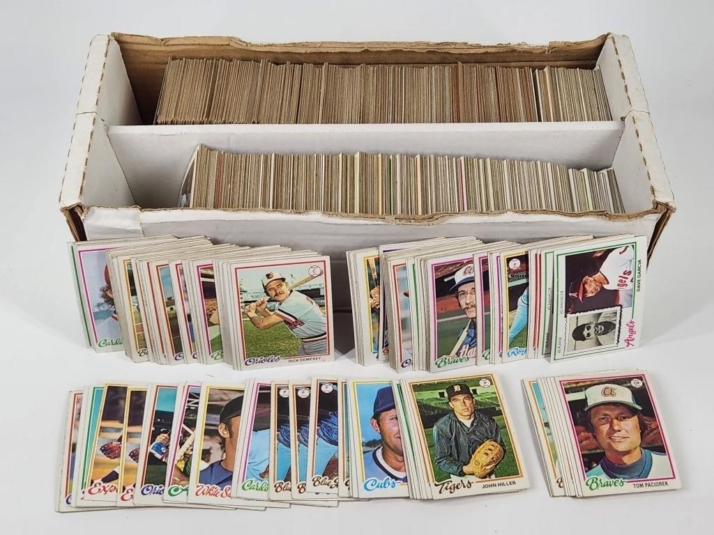 LARGE ASSORTMENT OF 1978 TOPPS BASEBALL CARDS