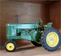 John Deere die cast collectible tractor 70 series
