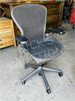 Herman miller office chair - style B