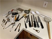 Lot of Kitchen Knives, Utensils, 2 Nutcrackers, ..