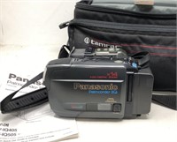 Panasonic Palmcorder PV-IQ405 with Case