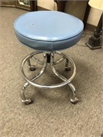 Adjustable Swivel Stool