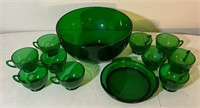 R - 12 PIECES VINTAGE GREEN GLASS (B68)