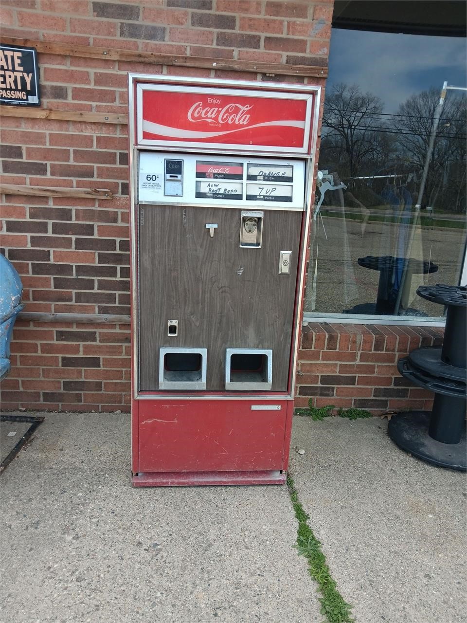 Coca Cola Vending Machine, For Parts or Repair