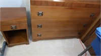 Wood Dresser(42"x19"x34")Wood Nightstand(13x14x2')