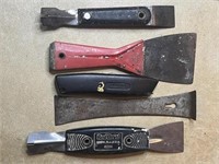 4 Putty Knives & 1 Utility Knife