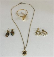 GOLD TONE PENDANT NECKLACE TWO PAIR EARRINGS