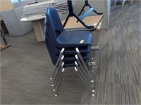 4 , Plastic Student Chairs