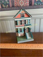 Small Lefton House Wall Hanging