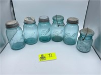GROUP OF 6 BLUE BALL MASON JARS WITH VARIOUS LIDS