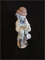 A Lladro Clown Figurine