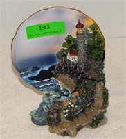 Lighthouse plate with scenic stand