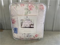 D/Q Comforter Set