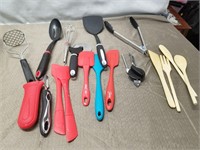 Utensil Lot