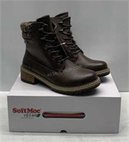 Sz 37 Ladies Soft Moc Waterproof Boots - NEW $130