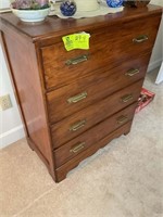 4 DRAWER WOODEN DRESSER 32 IN X 17 IN X 38 IN, NO