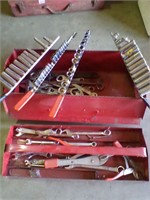 Assorted wrenches/sockets