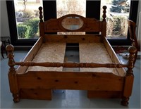 Queen Size Poster Bed with 6 Drawers