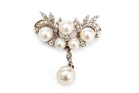 ANTIQUE 14K GOLD, DIAMOND AND PEARL BROOCH, 6.1g