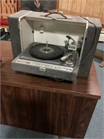 Vintage record player untested