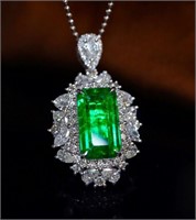3.4ct Natural Emerald 18Kt Gold Pendant