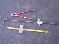 Keysco puller, bolt cutters, door hinge bender