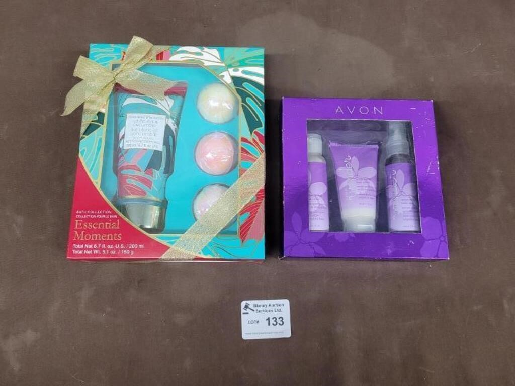 2 Womens beauty gift sets