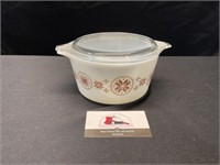 Pyrex Town and Country Covered Dish